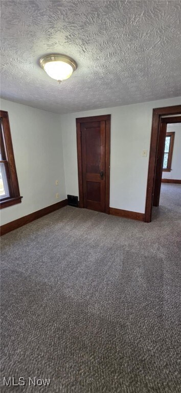 Building Photo - 623 Cole Ave