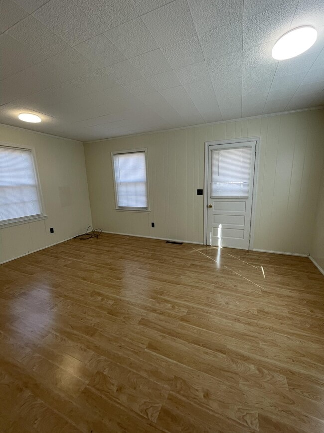 Building Photo - 825 Bedford Hwy