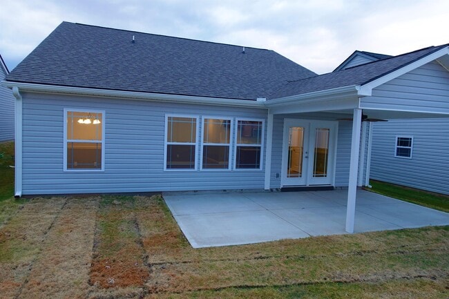 Building Photo - 755 Spartan Commodor Ln