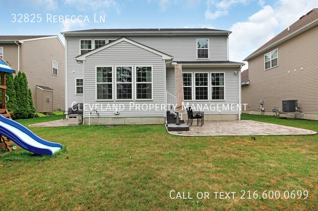 Building Photo - 32825 Rebecca Ln