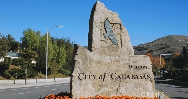 Building Photo - 23675 Park Capri