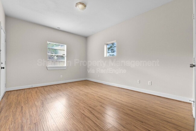 Building Photo - 5343 Kiam St