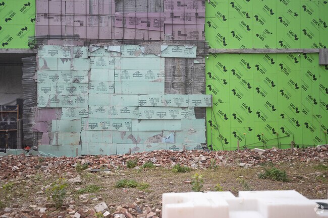 SV 12.2.21 - 27-51 Jackson Ave
