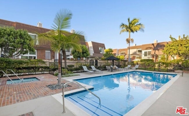 Building Photo - 4305 Alla Rd