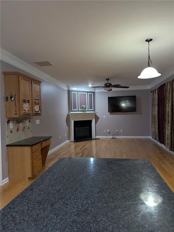 Building Photo - 815 Earlham Dr