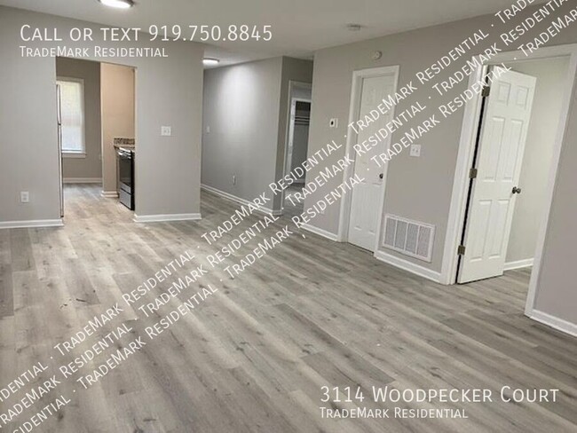 Building Photo - Newly renovated 2 bedroom with 2 full bath...