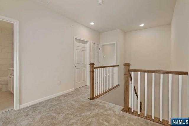 Building Photo - 7 Leahy Dr