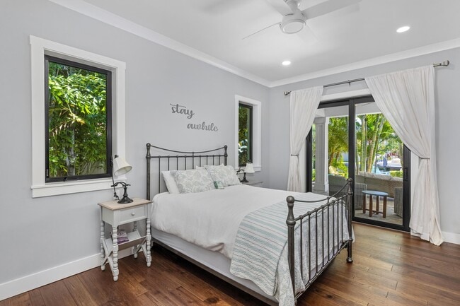 Building Photo - 940 Greenbriar Dr