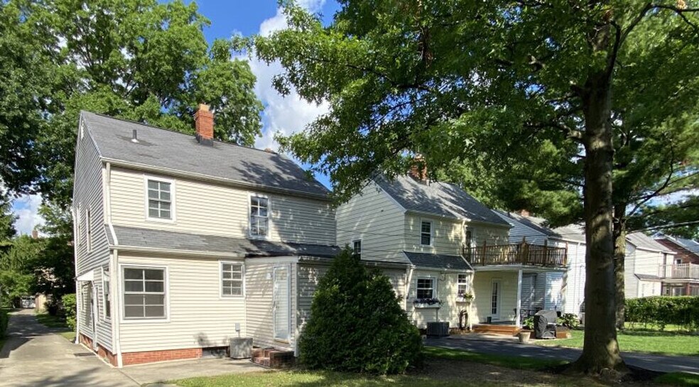 Building Photo - 2336 Canterbury Rd