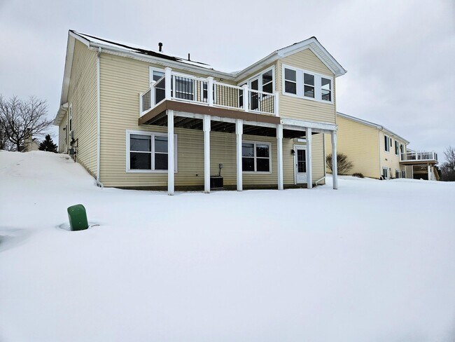 Building Photo - 3956 Bridle Pass