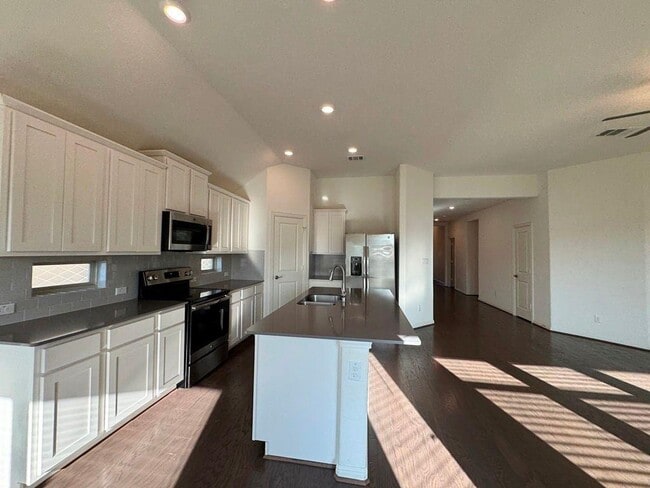 Building Photo - 1425 Morning View Rd