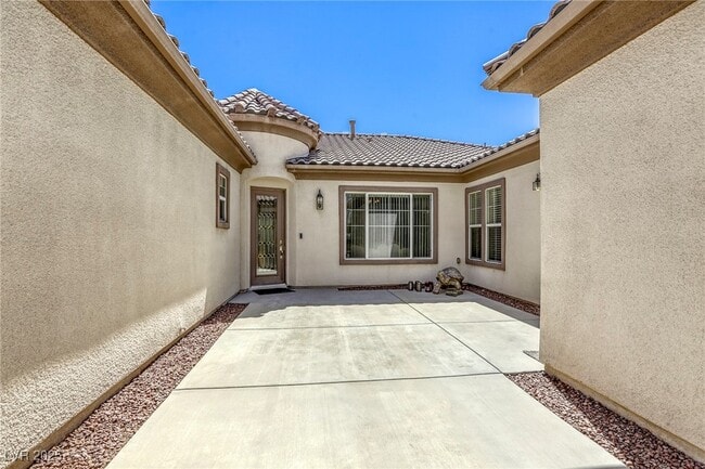 Building Photo - 7286 Mt Kearsarge St