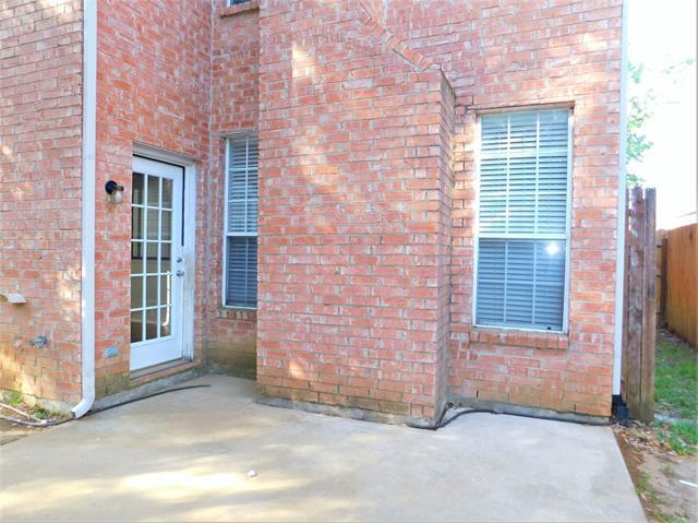 Building Photo - 1808 Ingleside Dr