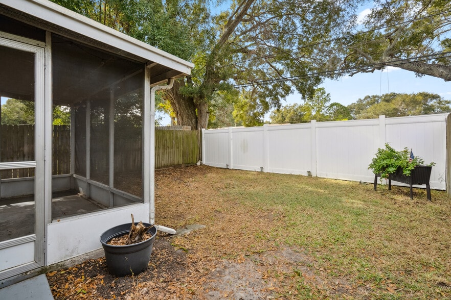 Building Photo - 1108 Amble Ln