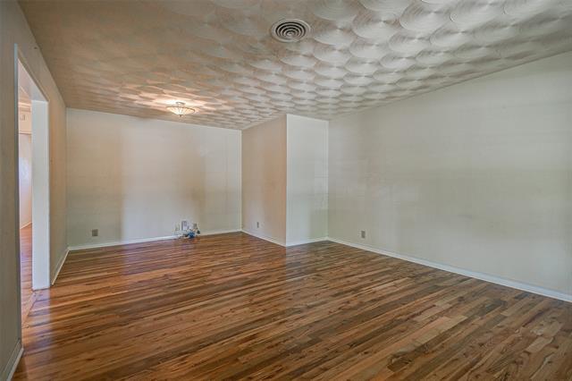 Building Photo - 10910 Marchant Cir