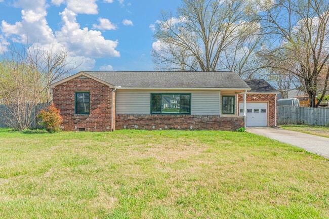 Building Photo - 2920 Byington Beaver Ridge Rd