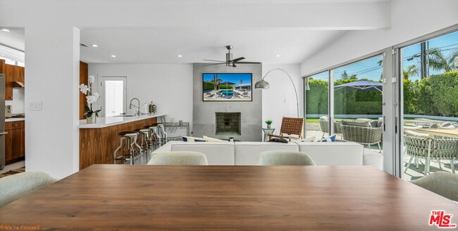 Building Photo - 2287 E Hildy Ln