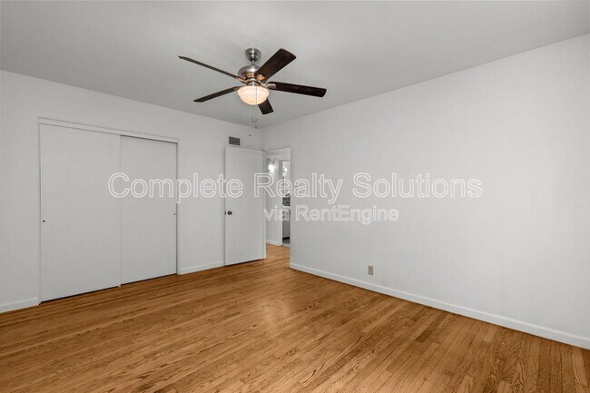 Building Photo - 7876 Big Bend Blvd