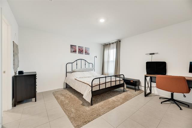 Building Photo - 5613 Rockrose Ln