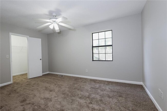 Building Photo - 2719 Greystone Ct