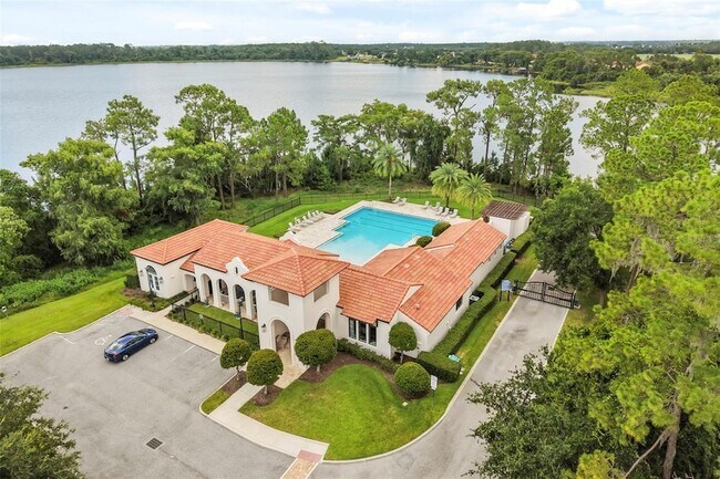 Building Photo - 10511 Royal Cypress Way