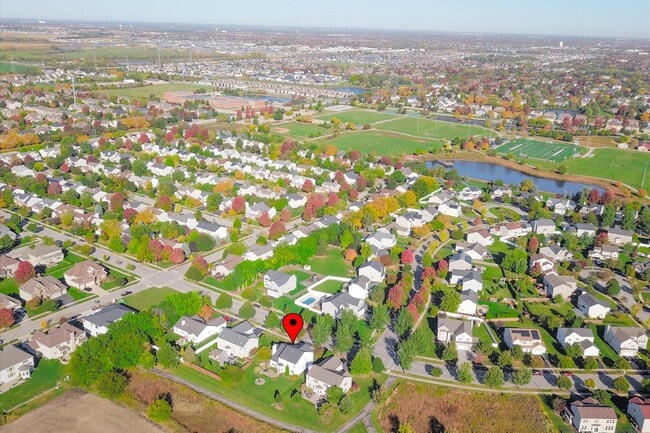 Building Photo - 24525 Champion Dr