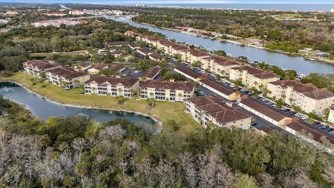 Building Photo - 1000 Canopy Walk Ln