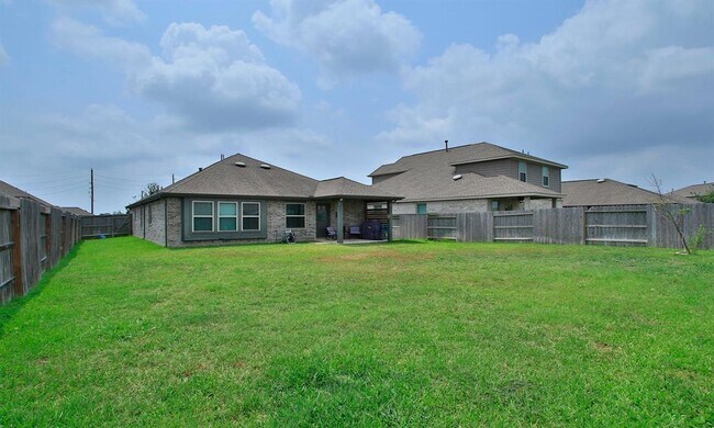 Building Photo - 20202 Creekdale Bend Dr