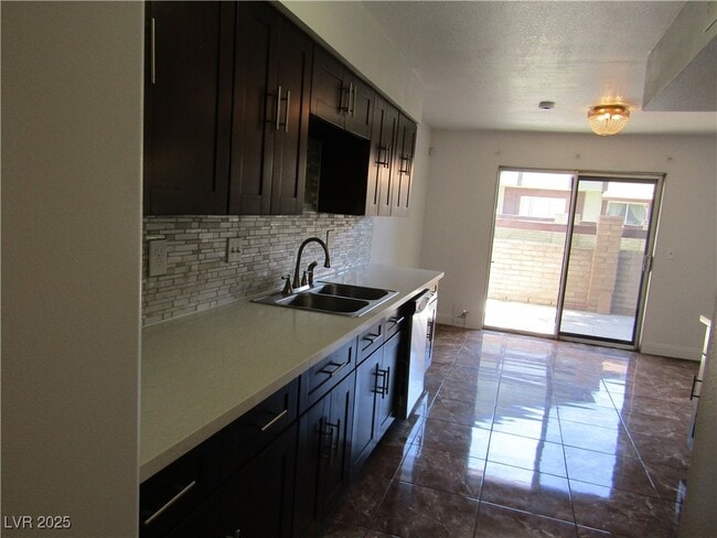 Building Photo - 4473 W Sirius Ave