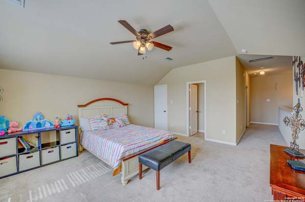 Building Photo - 398 Pecan Meadows