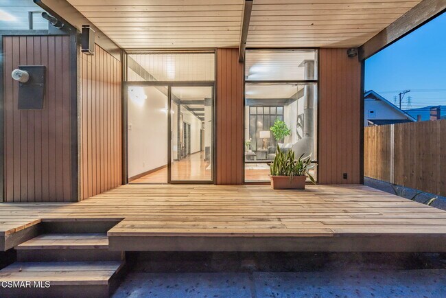 Building Photo - 1411 Ojai Rd