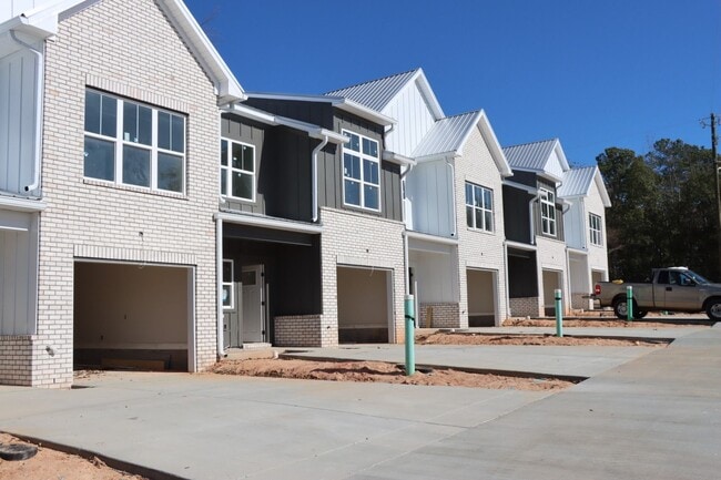 Primary Photo - Hidden Crossing