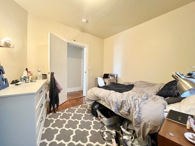 Building Photo - 16 Landers St