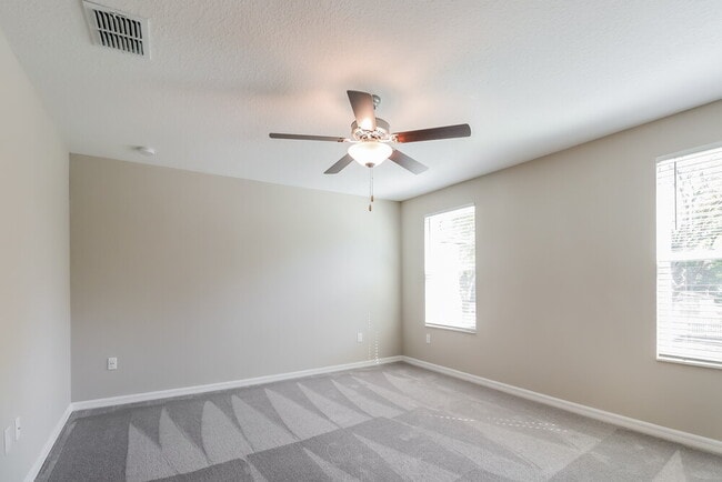 Building Photo - 7317 Spring Snowflake Ave