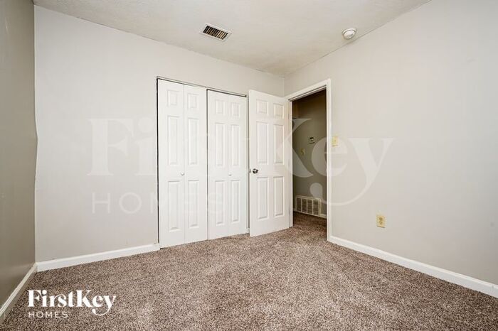 Building Photo - 774 Plainville Cir SW