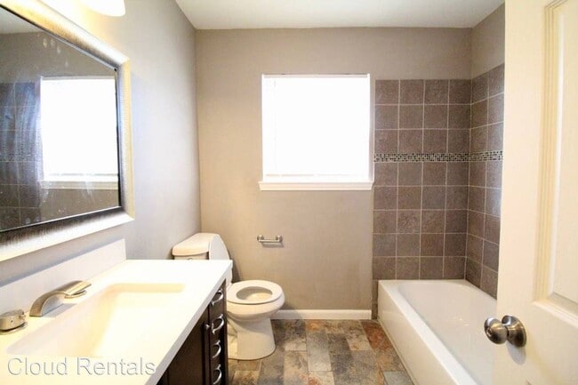 Building Photo - 3 br, 2 bath House - 1904 STARDUST ST