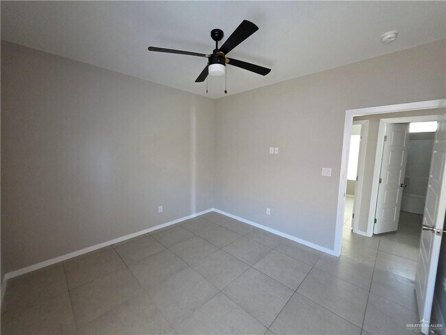 Building Photo - 3400 S Colt Ln