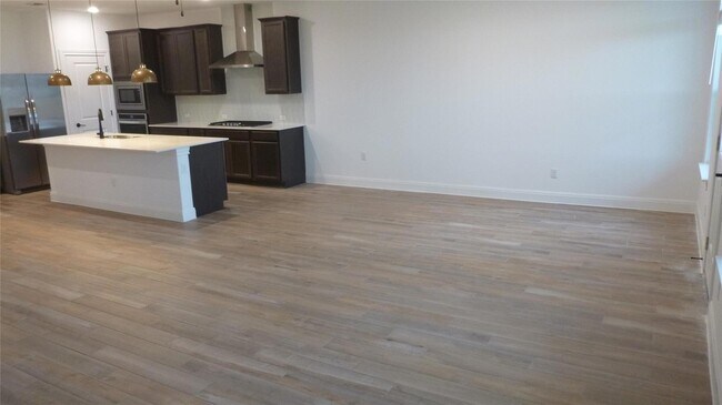 Building Photo - 11904 Paseo de los Lagos Ln