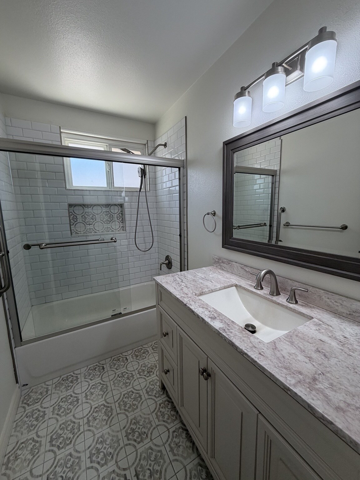 Building Photo - 6869 Marguerita Ave