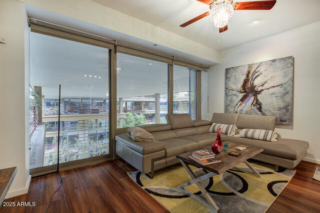 Building Photo - 7147 E Rancho Vista Dr