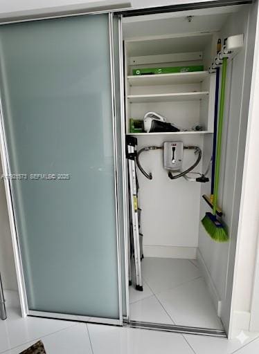 Building Photo - 20000 E Country Club Dr