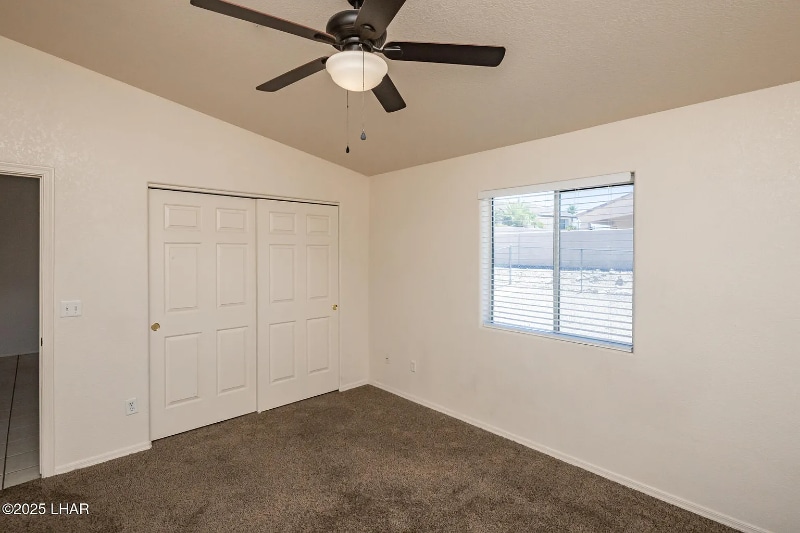 Building Photo - 3188 Desert Dr