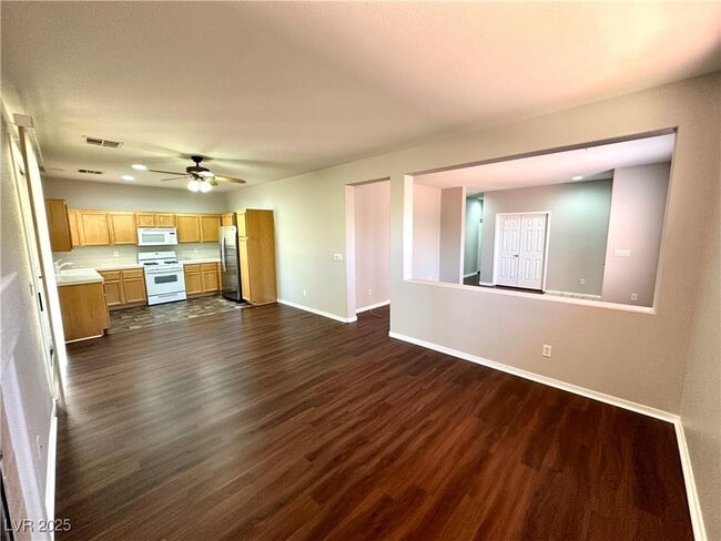 Building Photo - 7186 Cressida Ct