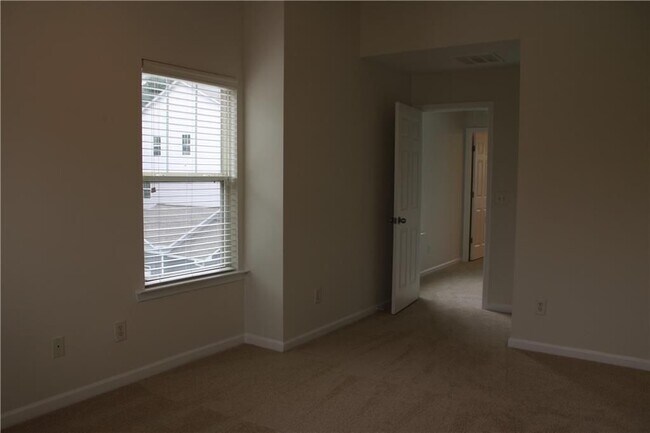 Building Photo - 2059 Liberty Ct NW