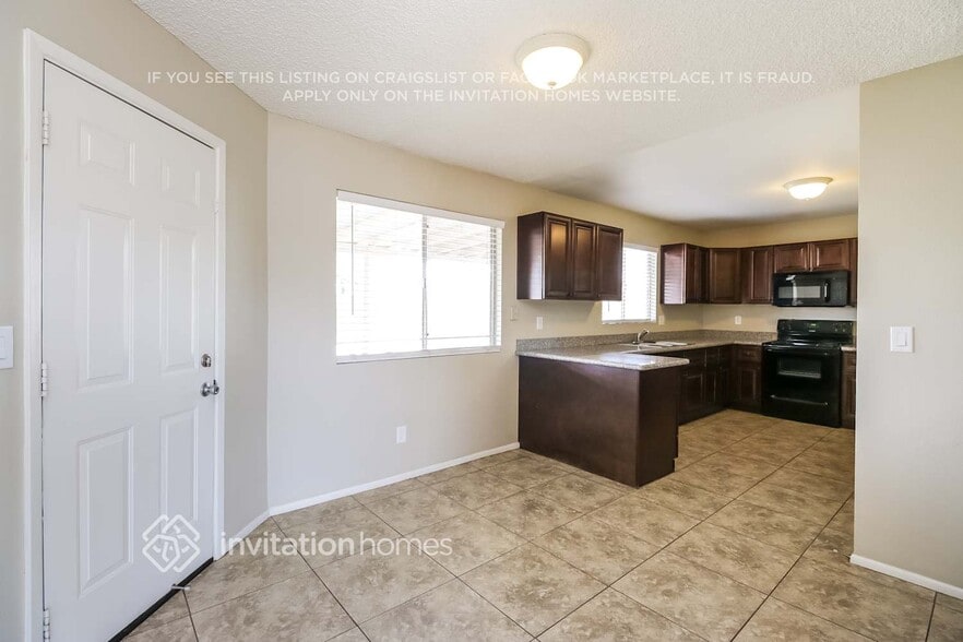 Building Photo - 18424 N 56th Ave