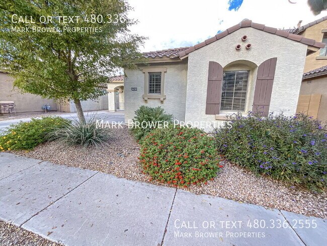 Building Photo - 4450 E Oxford Ln