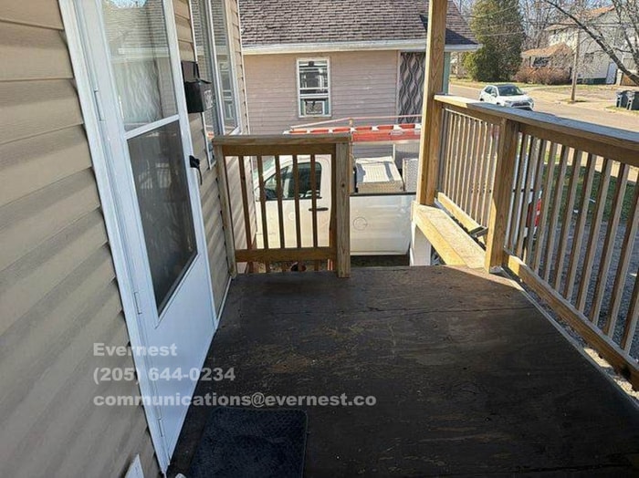 Building Photo - 972 Concord Ave