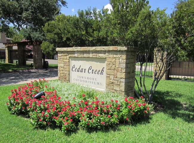 Primary Photo - Beautiful Gated Townhome Great Location