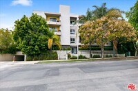 Building Photo - 11115 Acama St