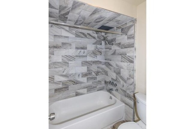 Building Photo - Ocean View Corner Unit Condo w/Balcony+Jac...